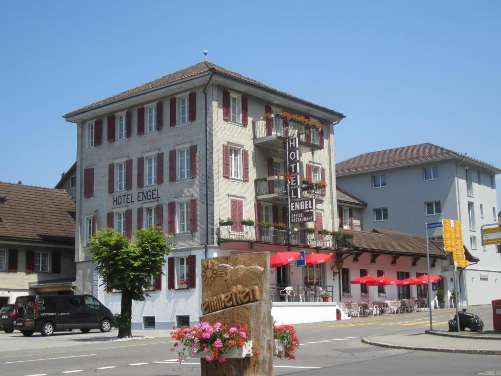 Hotel Engel Emmetten Exterior foto
